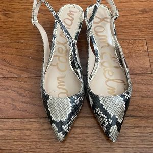 Snake print pointed toe kitten heels